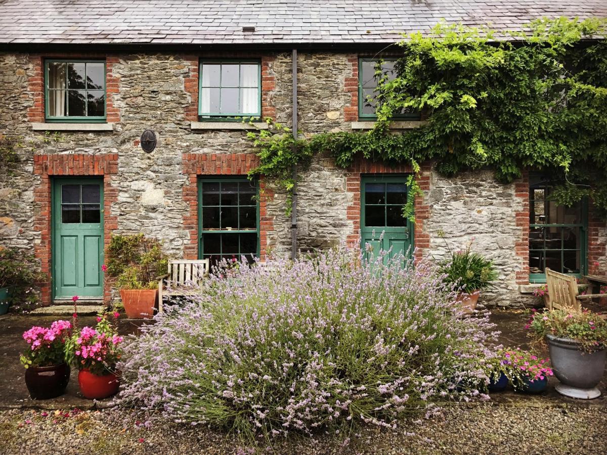 Villa The Stable Yard House At Burtown House & Gardens Athy Exterior foto