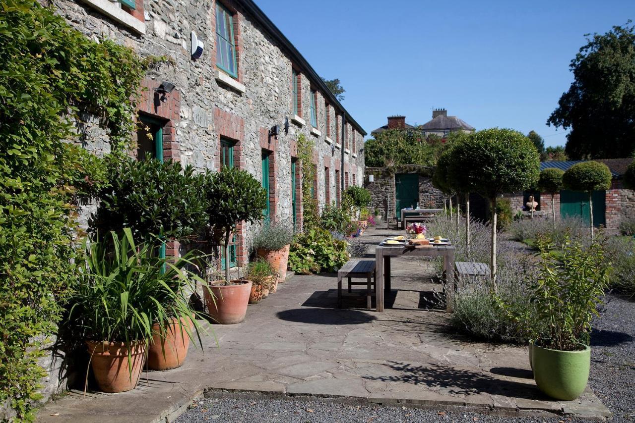 Villa The Stable Yard House At Burtown House & Gardens Athy Exterior foto