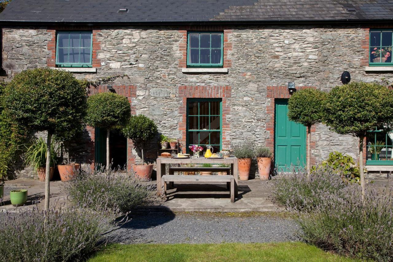 Villa The Stable Yard House At Burtown House & Gardens Athy Exterior foto